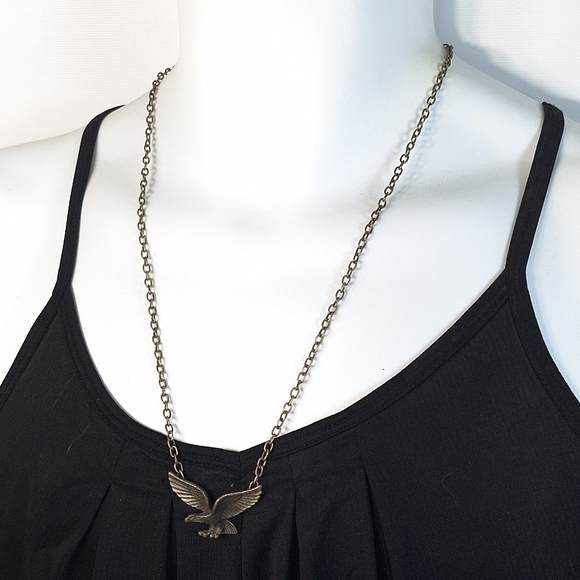 Unisex Pewter Hawk Pendant Chain Link Necklace - Picture 3 of 10